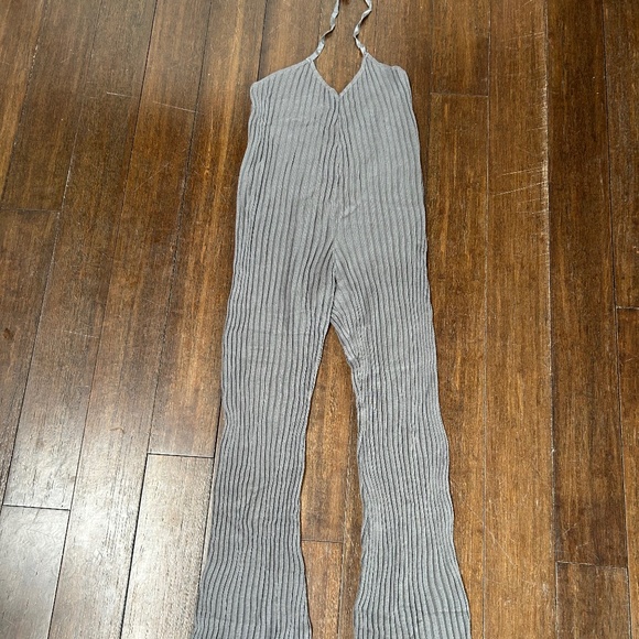 For Love & Lemons Size S Gray Beachy Halter Jumpsuit - Picture 2 of 6